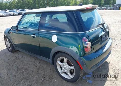 2005 Mini Cooper from USA, damaged, VIN WMWRC33515TJ69924